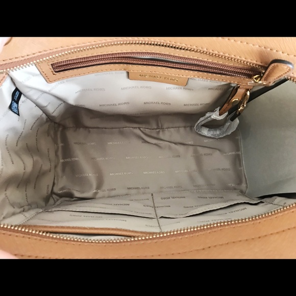 NWOT Michael Kors Studded Selma And Wallet - Picture 4 of 8